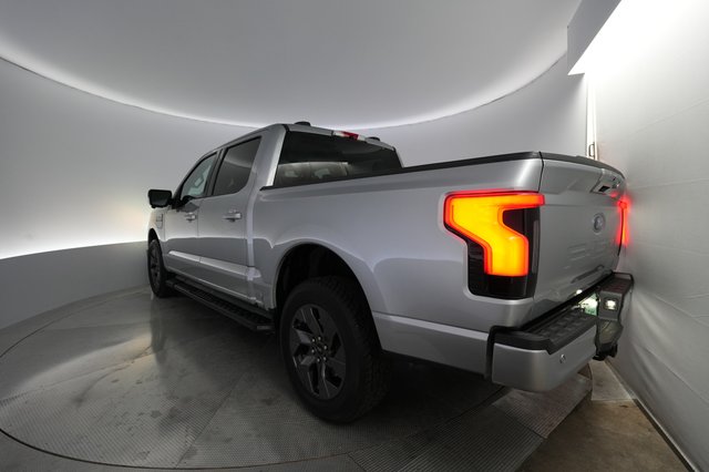 2023 Ford F-150 Lightning — photo 2 of 17