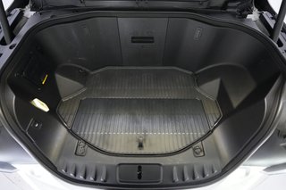 2023 Ford F-150 Lightning — photo 17 of 21