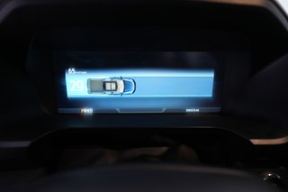 2023 Ford F-150 Lightning — photo 5 of 18