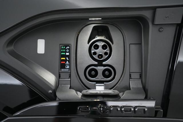 2024 Audi Q8 e-tron — photo 8 of 24