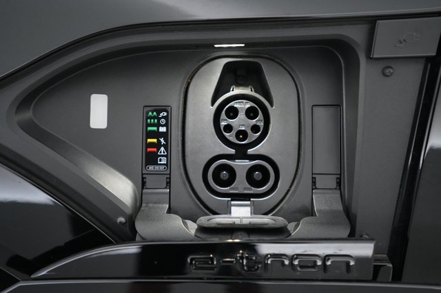 2024 Audi Q8 e-tron — photo 8 of 24