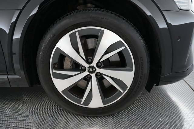 2024 Audi Q8 e-tron — photo 7 of 24