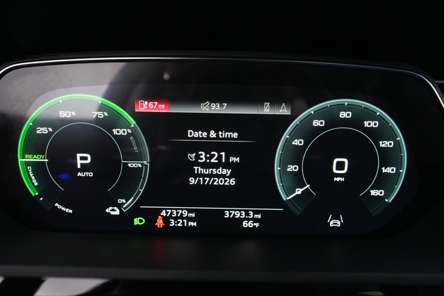 2024 Audi Q8 e-tron — photo 5 of 26