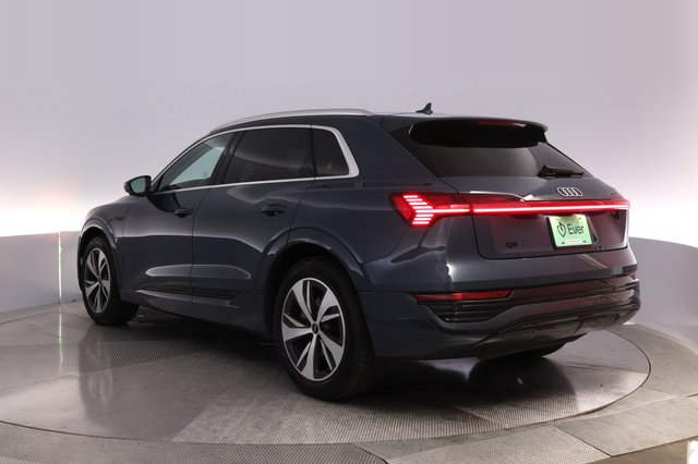 2024 Audi Q8 e-tron — photo 13 of 26