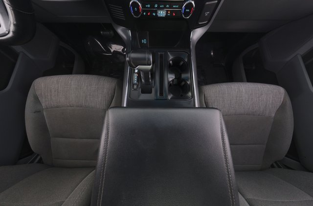 2023 Ford F-150 Lightning — photo 15 of 23