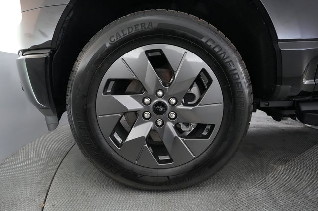 2023 Ford F-150 Lightning — photo 9 of 23