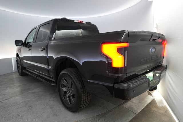 2023 Ford F-150 Lightning — photo 2 of 23