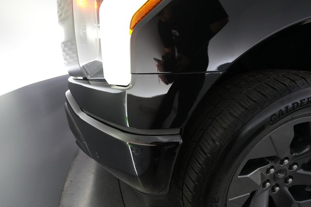 2023 Ford F-150 Lightning — photo 20 of 23