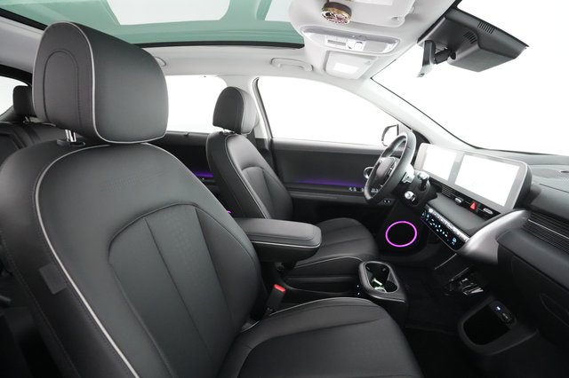 2023 Hyundai IONIQ 5 — photo 21 of 28