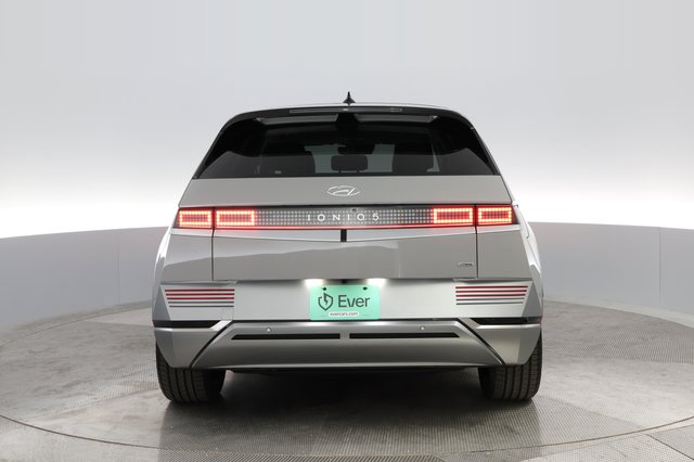 2023 Hyundai IONIQ 5 — photo 11 of 28