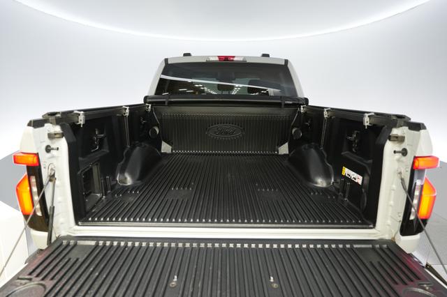 2023 Ford F-150 Lightning — photo 6 of 20