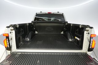 2023 Ford F-150 Lightning — photo 6 of 20