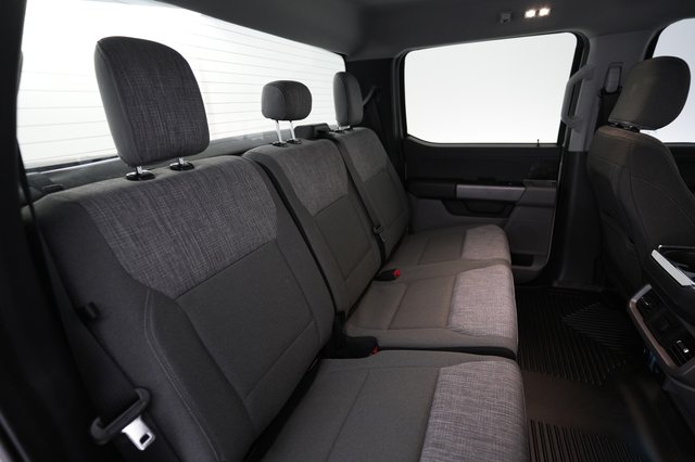 2023 Ford F-150 Lightning — photo 4 of 20