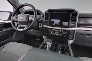 2023 Ford F-150 Lightning — photo 14 of 20