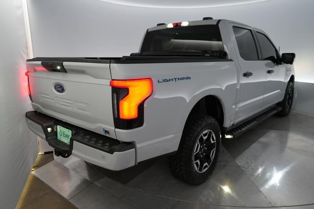 2023 Ford F-150 Lightning — photo 2 of 20