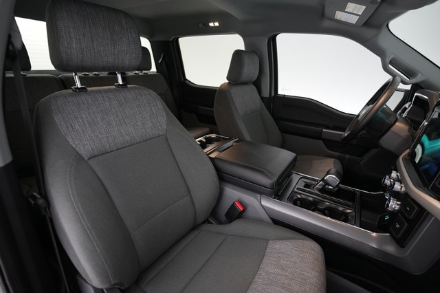 2023 Ford F-150 Lightning — photo 12 of 20