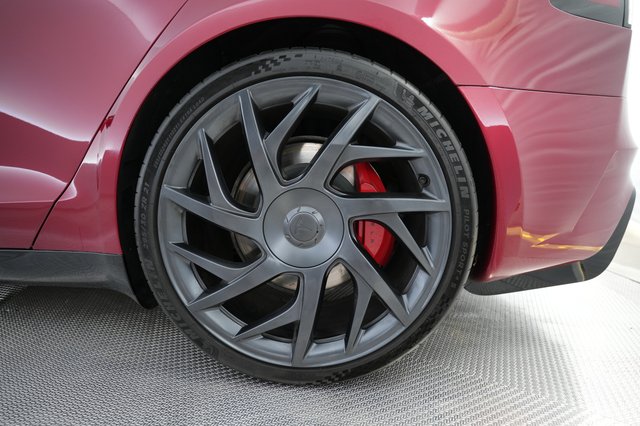 2026 Tesla Model S — photo 7 of 24
