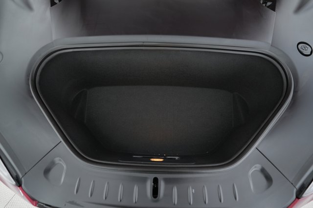 2026 Tesla Model S — photo 20 of 24