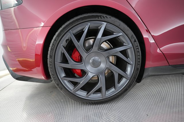 2026 Tesla Model S — photo 17 of 24