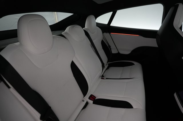 2026 Tesla Model S — photo 4 of 24