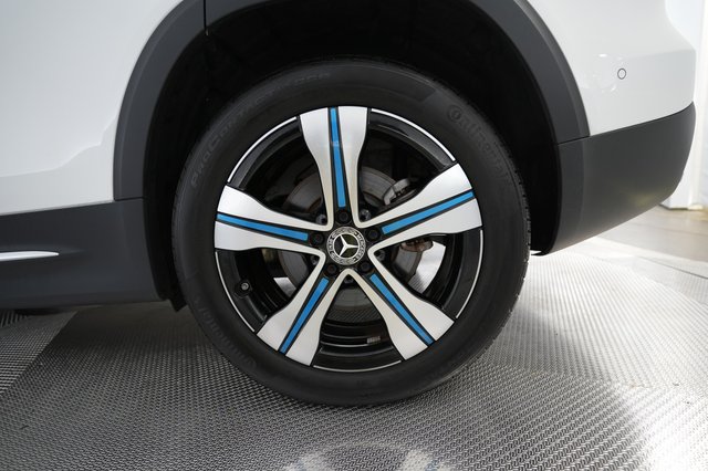 2023 Mercedes-Benz EQB — photo 17 of 27