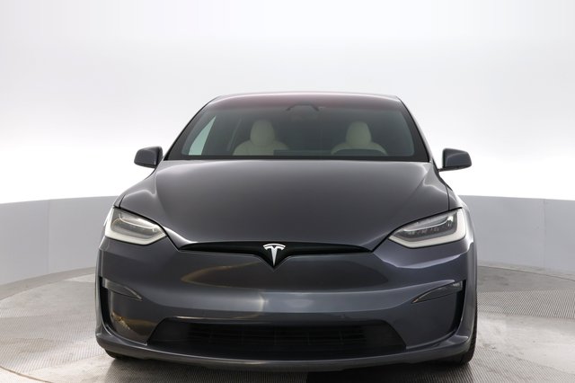 2022 Tesla Model X — photo 9 of 29