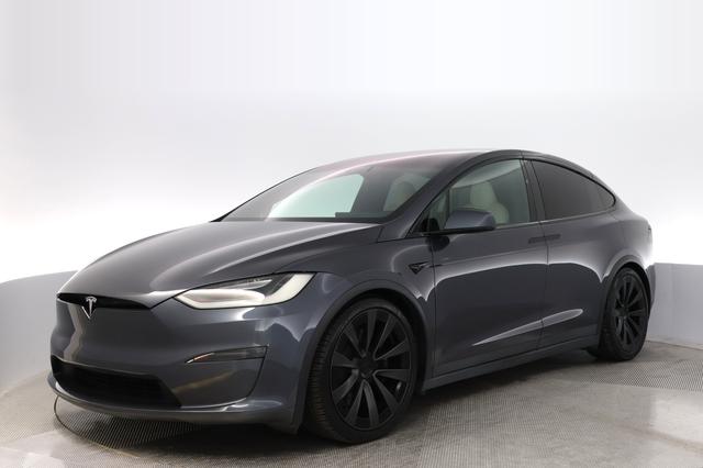 2022 Tesla Model X — VIN 7SAXCBE54NF334324