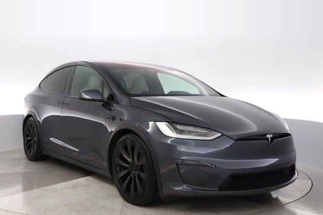 2022 Tesla Model X — photo 10 of 29