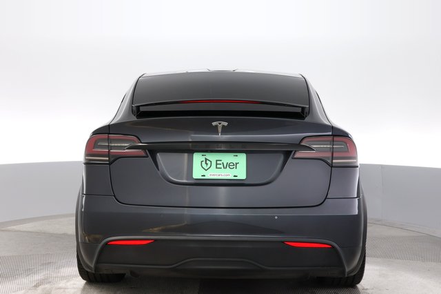 2022 Tesla Model X — photo 12 of 29