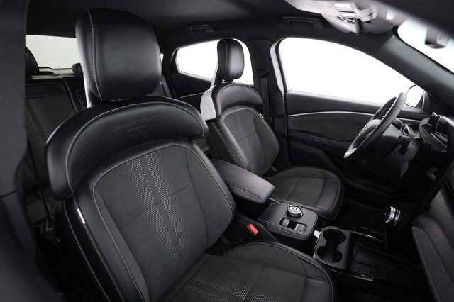 2024 Ford Mustang Mach-E — photo 3 of 24