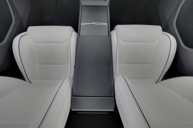 2024 Tesla Model 3 — photo 22 of 26