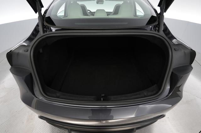 2024 Tesla Model 3 — photo 6 of 26
