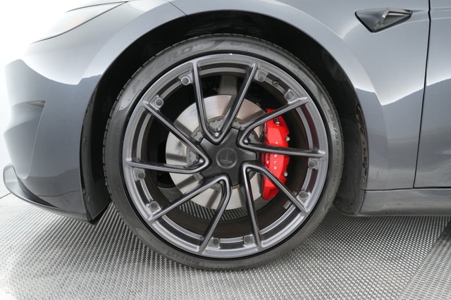 2024 Tesla Model 3 — photo 16 of 26