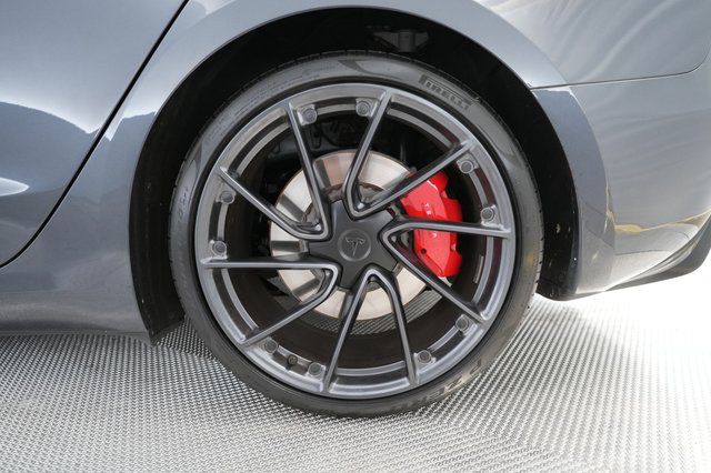 2024 Tesla Model 3 — photo 17 of 26