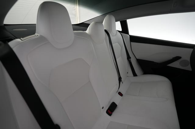 2024 Tesla Model 3 — photo 4 of 26