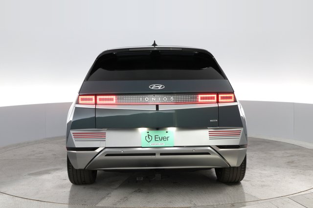 2023 Hyundai IONIQ 5 — photo 11 of 29