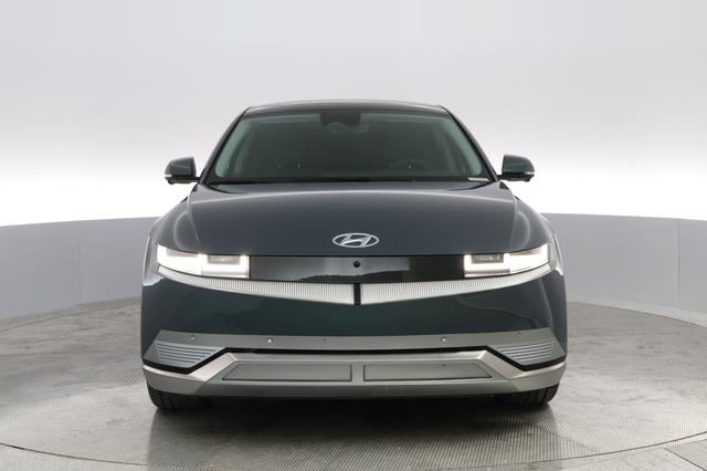 2023 Hyundai IONIQ 5 — photo 7 of 29