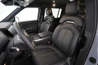 2024 Rivian R1S — photo 3 of 25