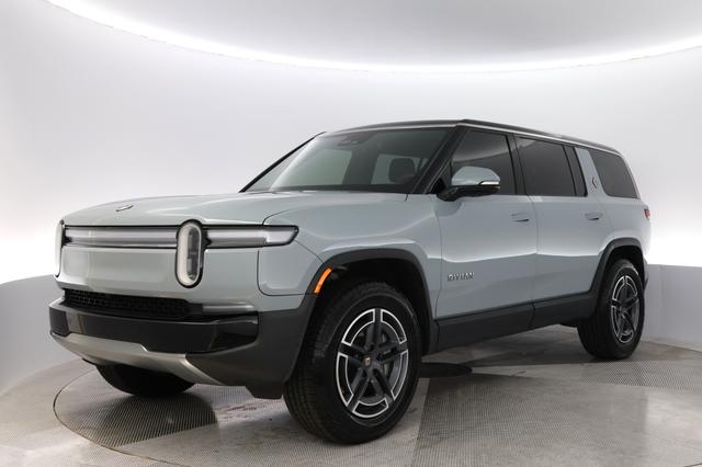 2025 Rivian R1S — VIN 7PDSGBBA0SN047534