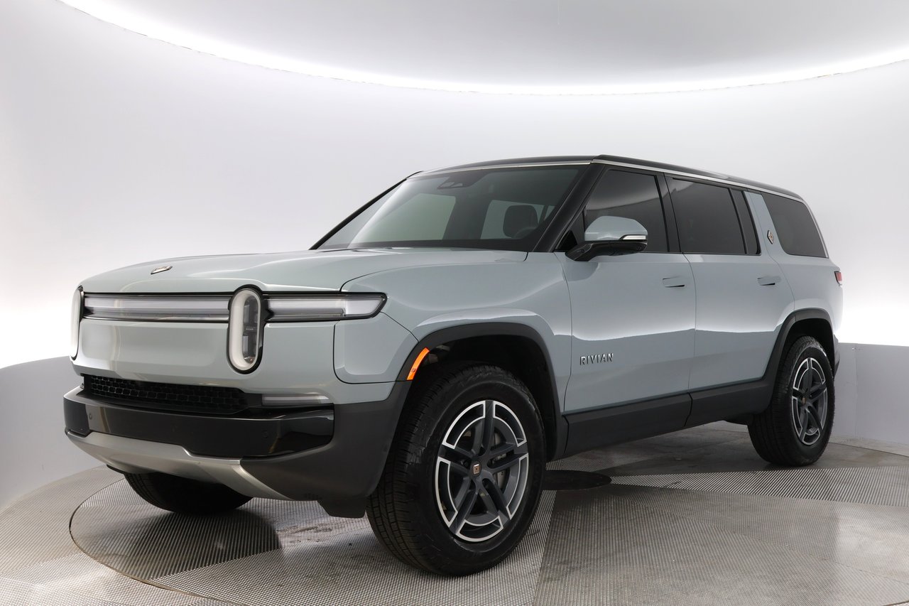 2025 Rivian R1S Driver Assistance Package