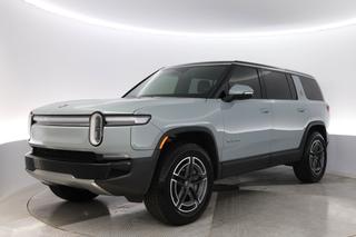 2025 Rivian R1S