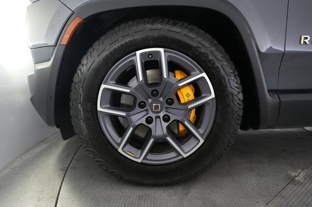 2022 Rivian R1T — photo 15 of 25