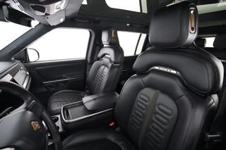 2024 Rivian R1S — photo 3 of 24