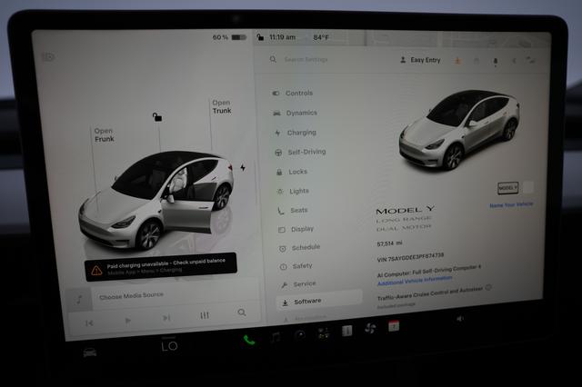 2023 Tesla Model Y — photo 5 of 21