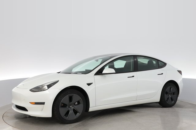 2021 Tesla Model 3 — photo 14 of 24