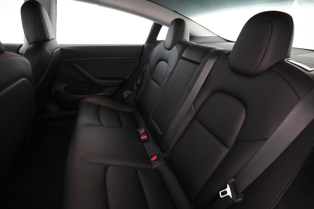 2021 Tesla Model 3 — photo 19 of 24