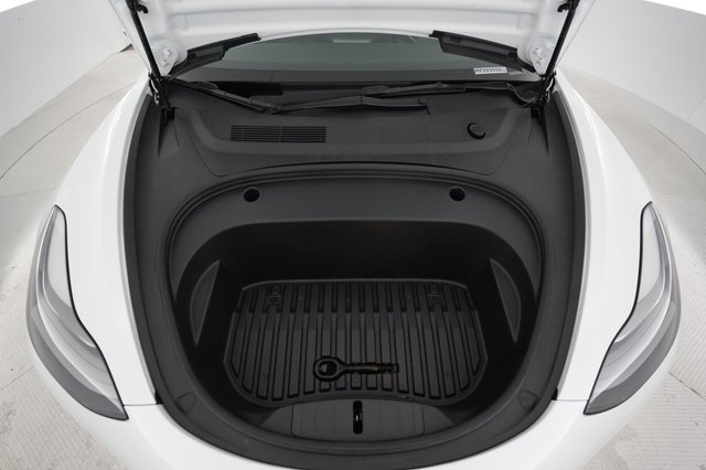 2021 Tesla Model 3 — photo 23 of 24