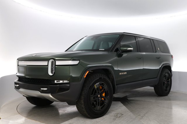 2023 Rivian R1S — VIN 7PDSGABA5PN015194