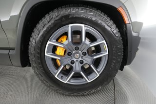 2022 Rivian R1T — photo 16 of 31