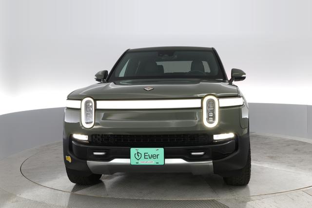 2022 Rivian R1T — photo 7 of 31